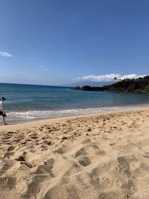 Black Rock Beach -- where we snorkeled