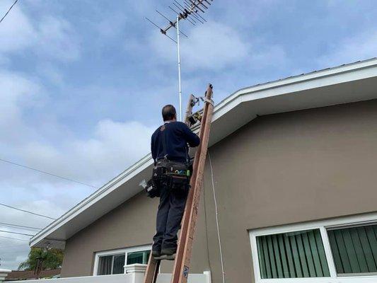 Installing a new tv antenna. 90+ Channels for Free