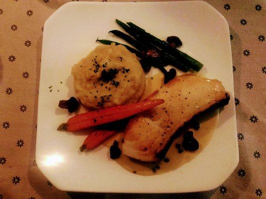 Seabass and whipped mashed potatoes - yum!