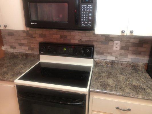 Natural stone backsplash