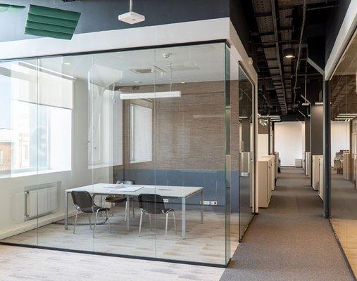 GLASS PARTITIONS BY GRAY GLASS