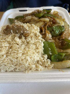 Pepper beef with rice.