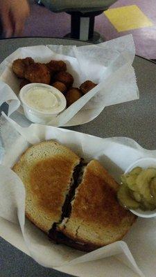 Mushrooms & patty melt!