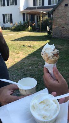 Small coconut cup, and a small lemon ginger snap cone! Delish