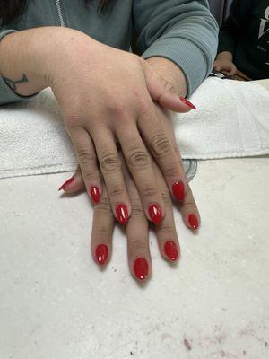 Red nails