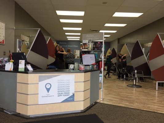 Inside Great Clips (New Albany).