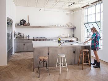 Demonstration kitchen and photo studio