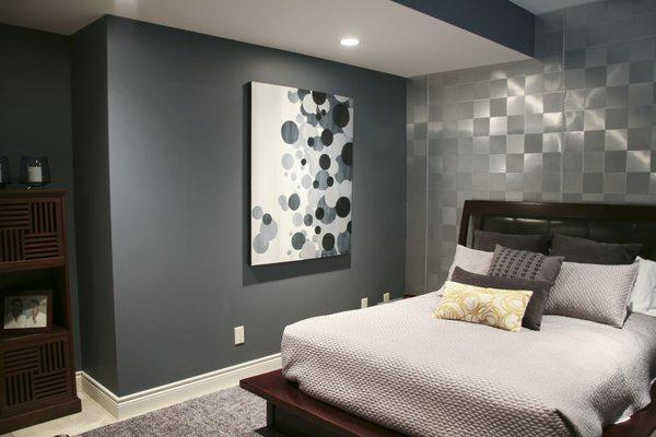 Modern Guest Bedroom