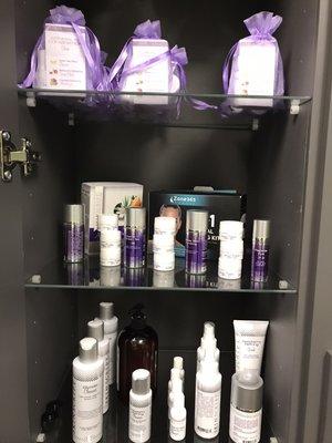 Professional grade products.
All facials are customizable and we will use the products that best suit your skin type!