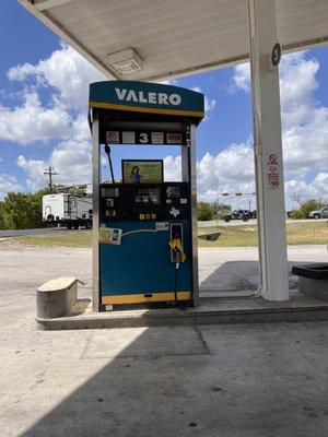 Only two gas pumps and one is out of order