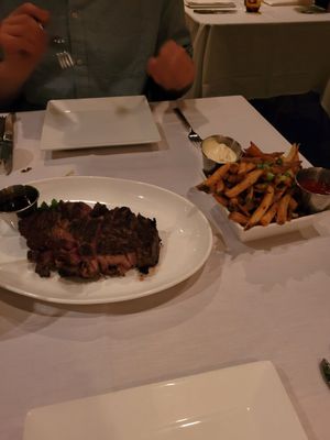 16 oz dry aged steak and pommes frites