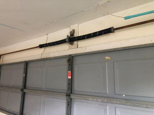 Reyes Garage Door Repair Service