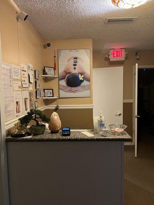 The front desk at King and Queen massage therapy.