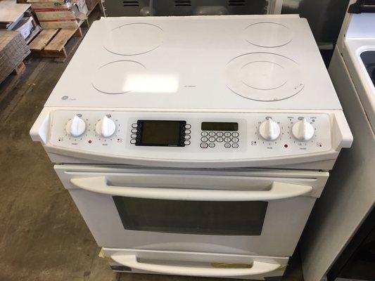 Electric stove, great find!