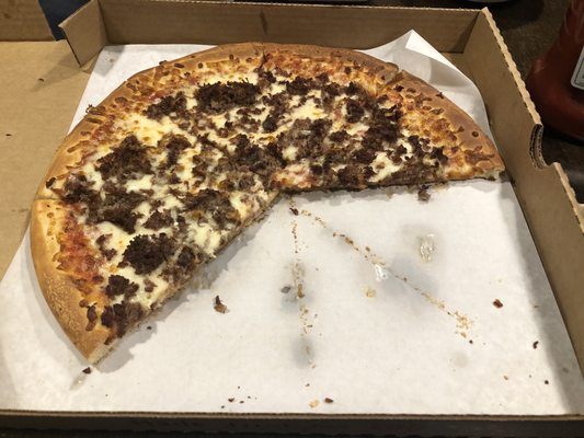 Cheesesteak pizza