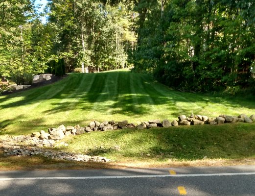 Lawn Service in Bedford, NH