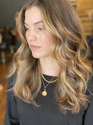 Rich chocolate brunette with caramel blonde balayage