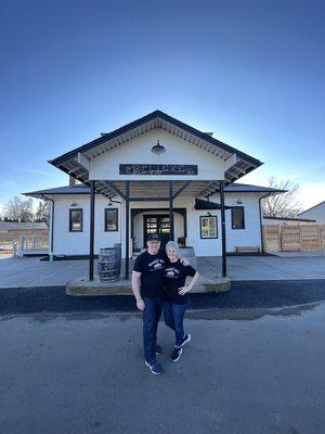 Owners Darryl & Amy Lenhardt.