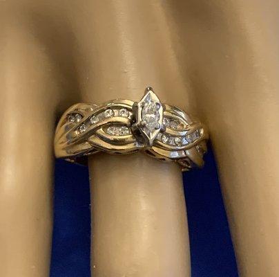 Diamonds Ring For sale