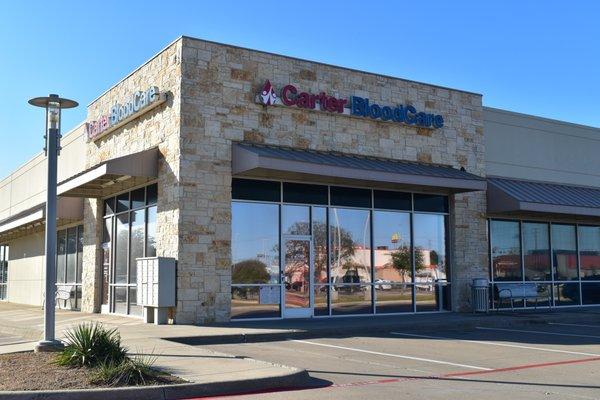 Carter BloodCare Weatherford donor center front entrance