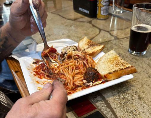 Spaghetti & Meatballs