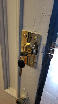 High security Jimmy proof lock