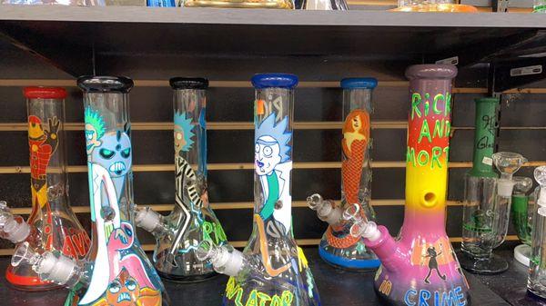 We bring in new bongs every week.