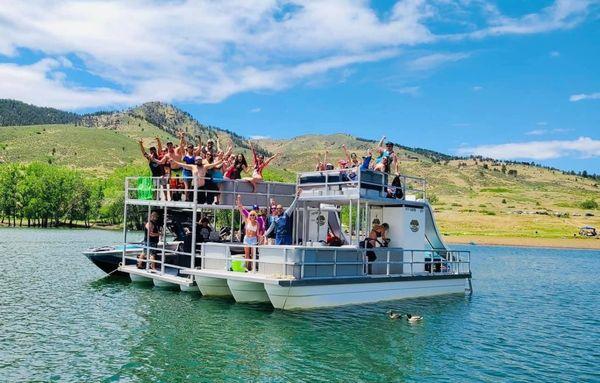 Annual Houseboat party, always a good combo when you have incredible music on the water!