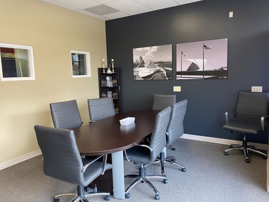 CENTURY 21 Affiliated Wauwatosa, WI office interior meeting room