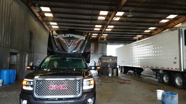 AAA Truck Wash Madera