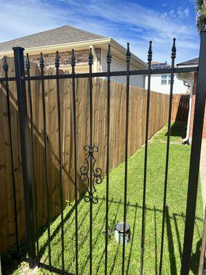 we paint iron fences