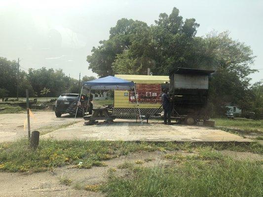 Jefferson's BBQ Mobile Grill with seating