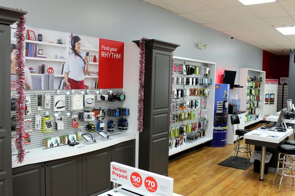 Russell Cellular-Verizon Authorized Retailer