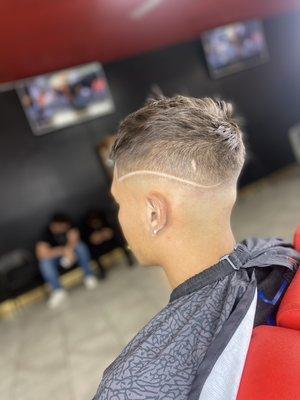 Mid fade with design