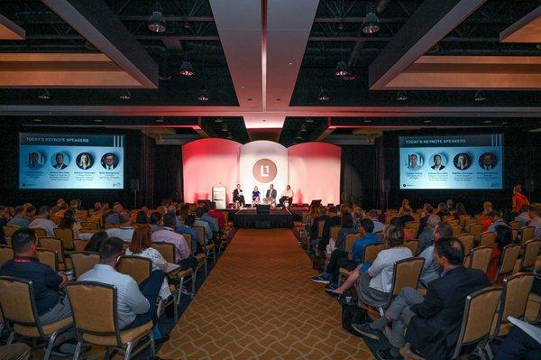 Orlando Event Photography for Orlando Conferences, Conventions, Tradeshows, Meetings and Events