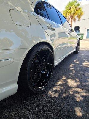 19" Staggered Rohana