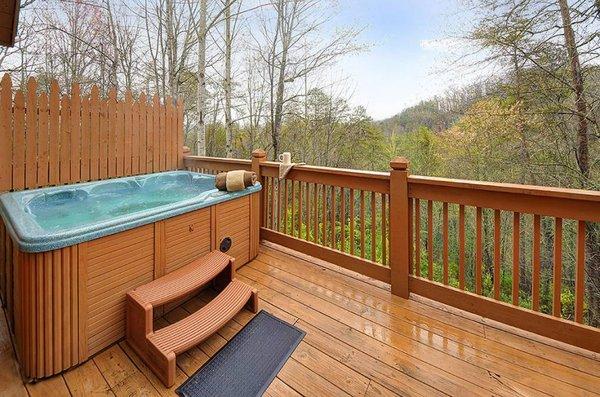 Smoky Mountain Life - Cabin Rental