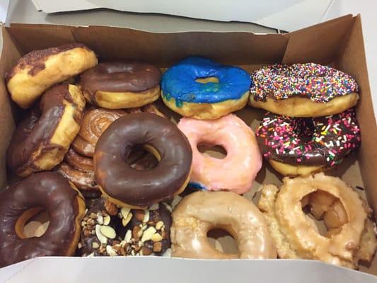 Mix and match donuts! Blue donut of death!!