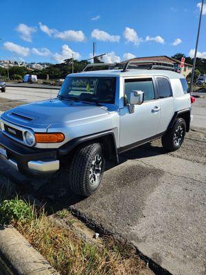 FITOS AUTO SALES. 2007 TOYOTA FJ CRUISER.