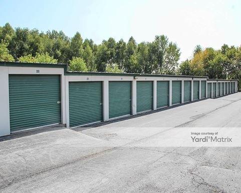 Units have raised wood floors, great for storing furniture