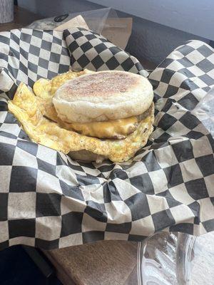 Breakfast sandwich