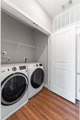 In-Unit Washer + Dryer