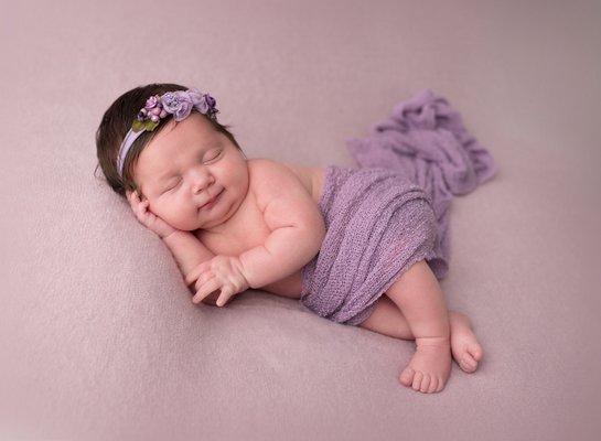 newborn photography - newborn posing