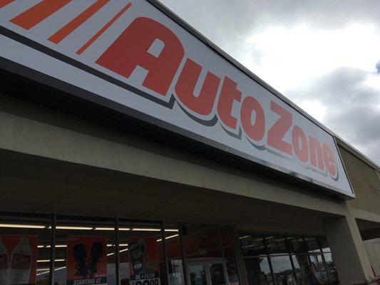 This is the AutoZone that I went and had my awesome experience in Cumming Georgia.