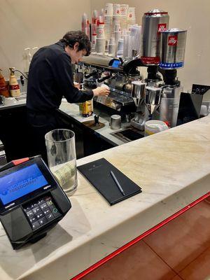 The Barista w/Machine