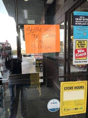 Store closed at 3pm