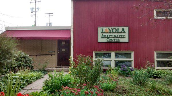 Loyola Spirituality Center, 389 Oxford St N, Saint Paul, MN 55104