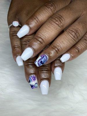 Acrylic full set with white gel polish and a design!