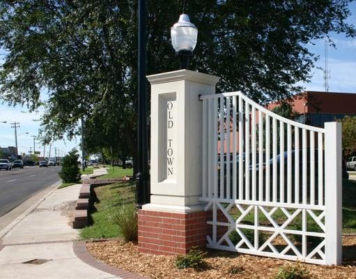 UNIQUE BLEND OF SHOPS IN THE HEART OF MOORE