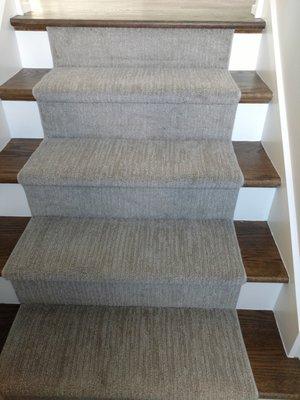 Carpet stair runner